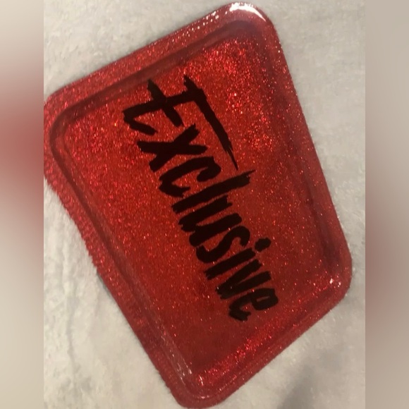 Custom trays - Picture 2 of 3